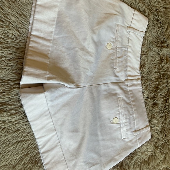 White linen look short shorts NY & Co, size 6 - Picture 2 of 4
